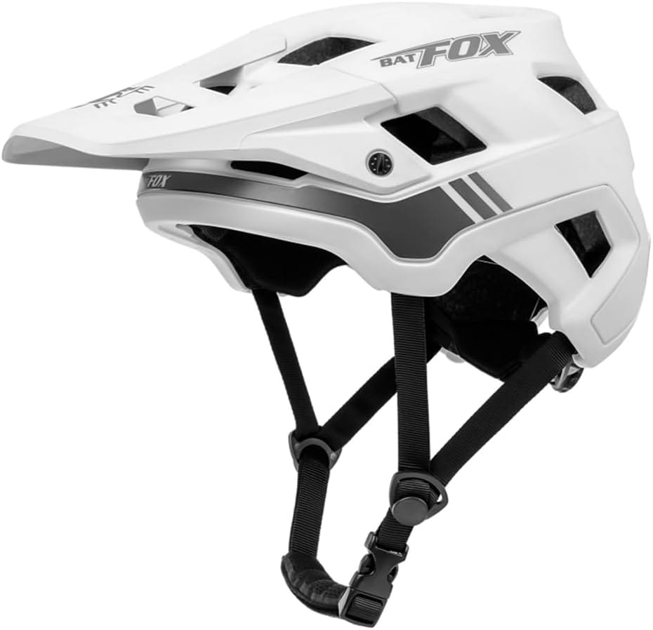 Equipamentos para iniciantes MTB: capacete, luvas e óculos de proteção